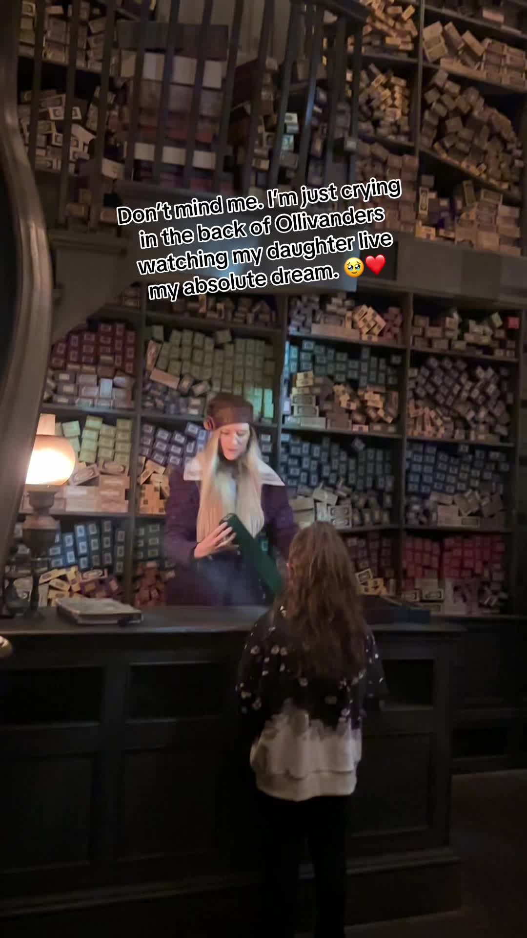 @✨🛍️🎢📚Jess Finds Fun☕️✈️🏰✨