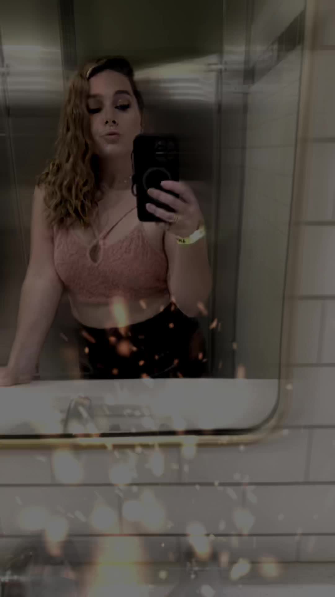 @Tiffyloowho🤭