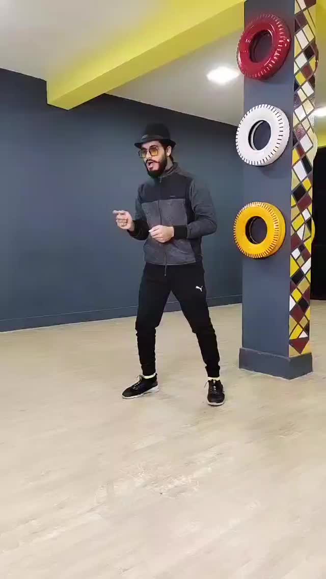 @Zeeshan  mehdi 707