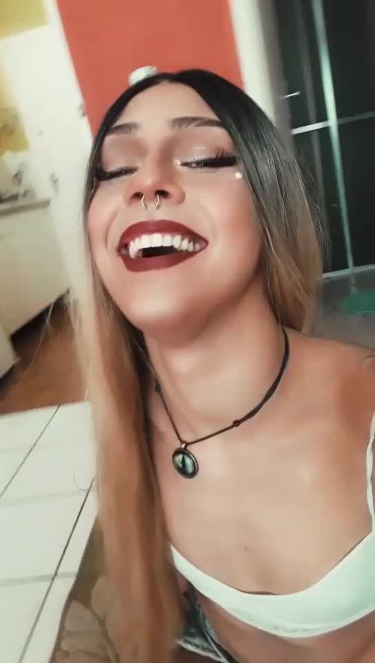 @Trixie_Doll