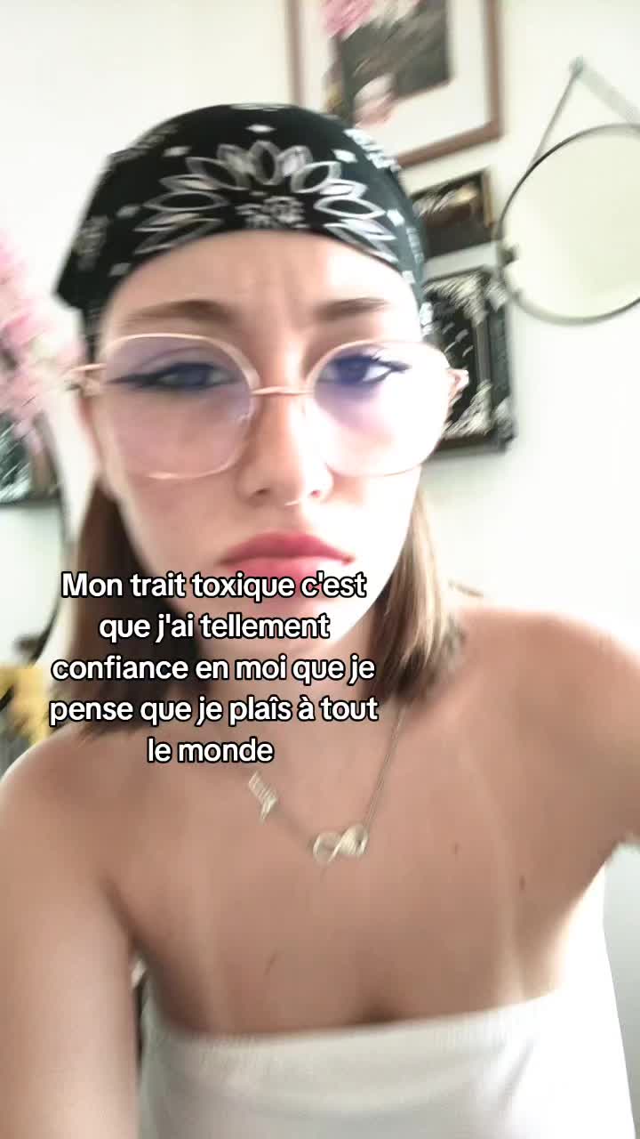 @Kh&eacute;lia &dagger;