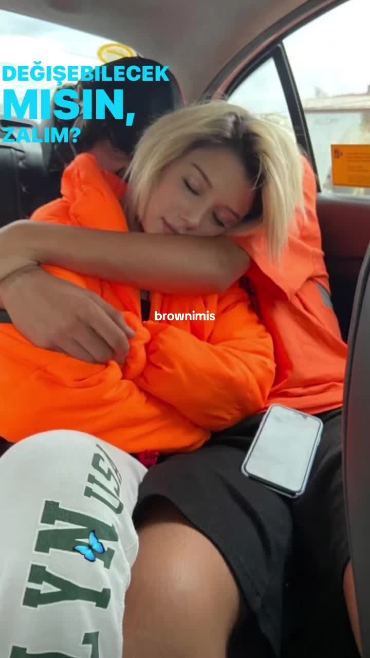 @🦋