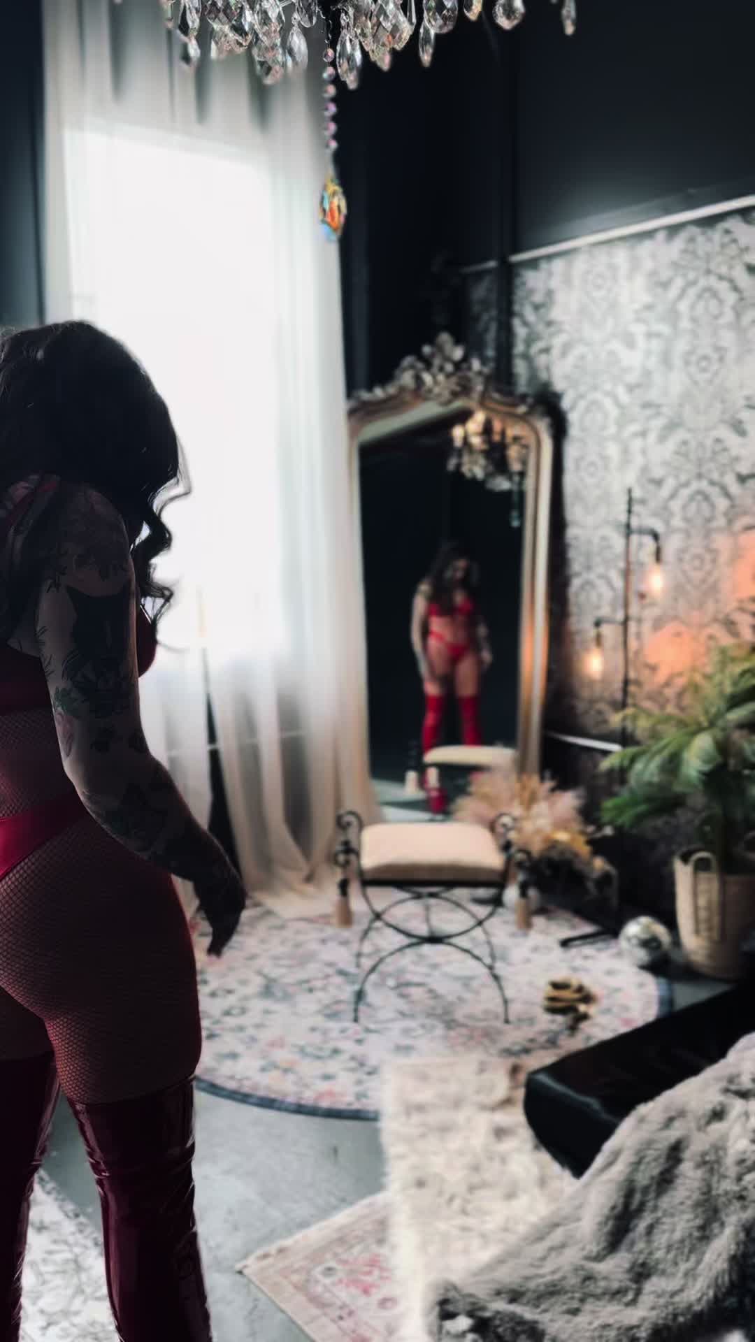@🦋 _Chrissy_ 🦋