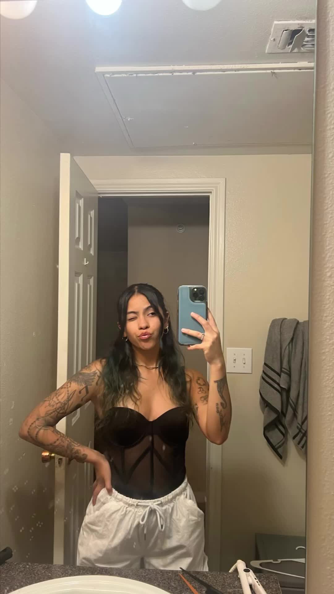 @Key 🖤