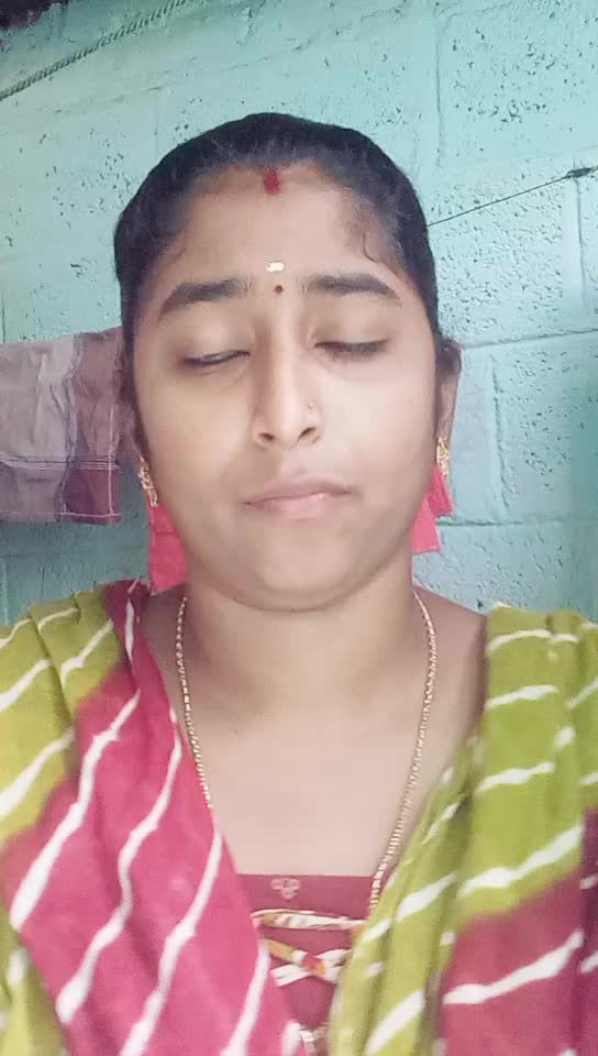 @பிரியா தனேஷ் 💛❤