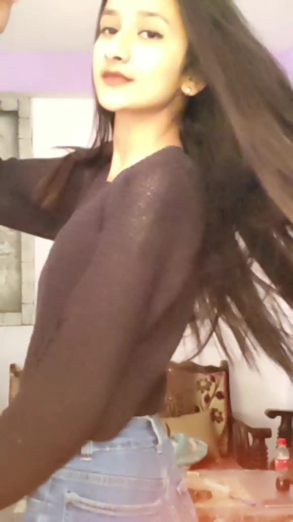 @Khushi Ghiyali