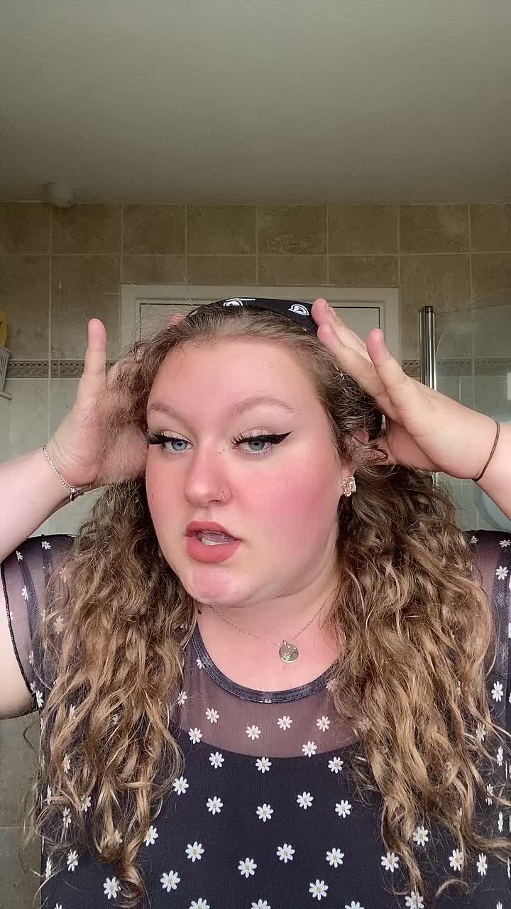 @lydiabird10