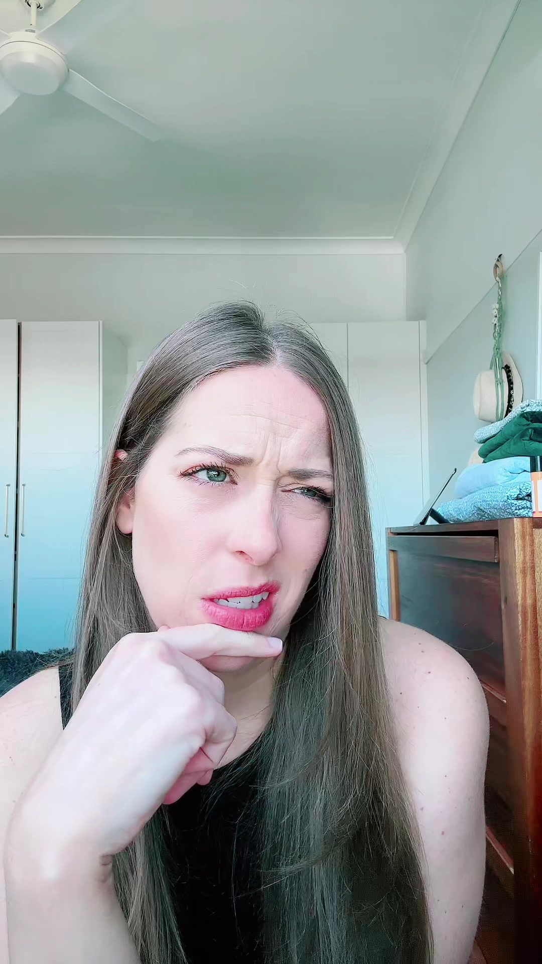 @Vanessakambrose
