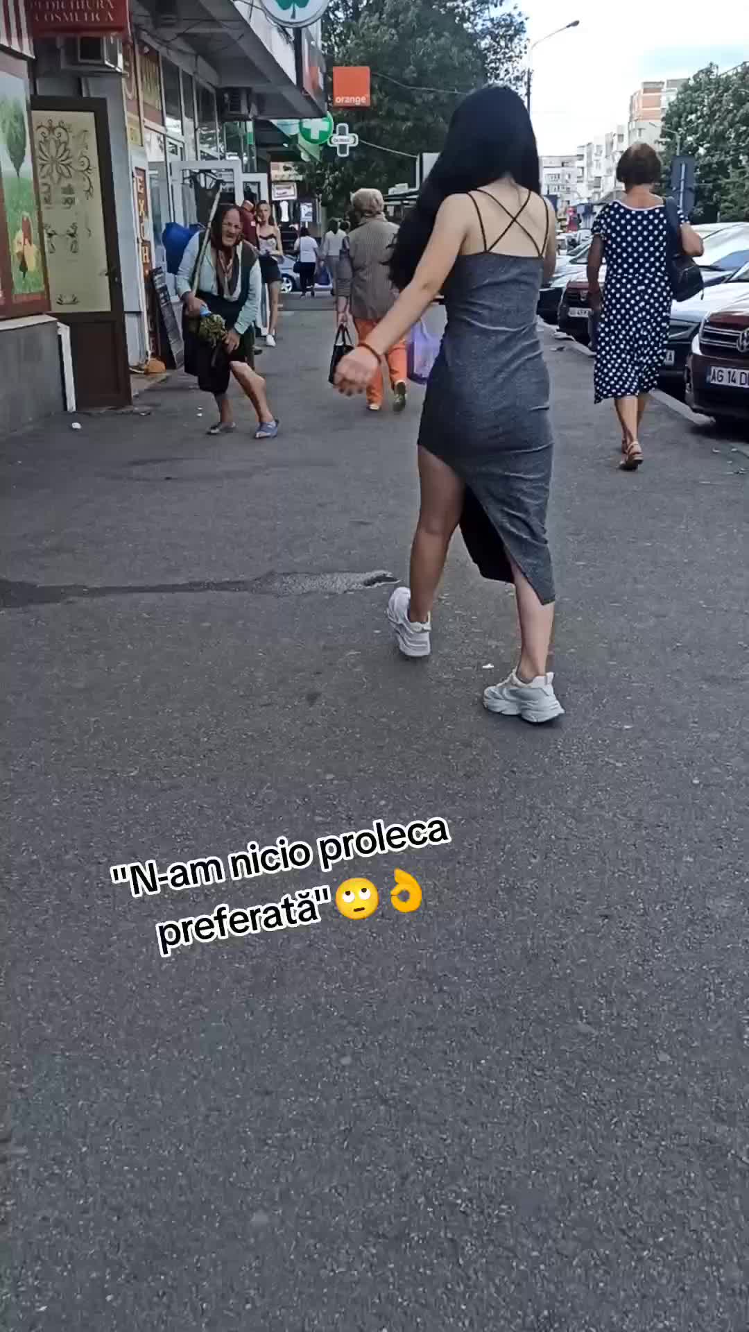 @deeutza🤭