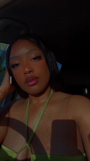 @mooniiee24