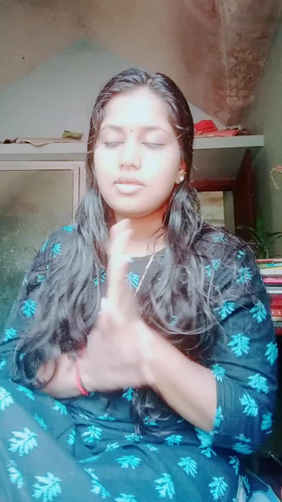 @akhi