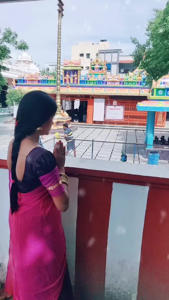 @yamini_santhosh