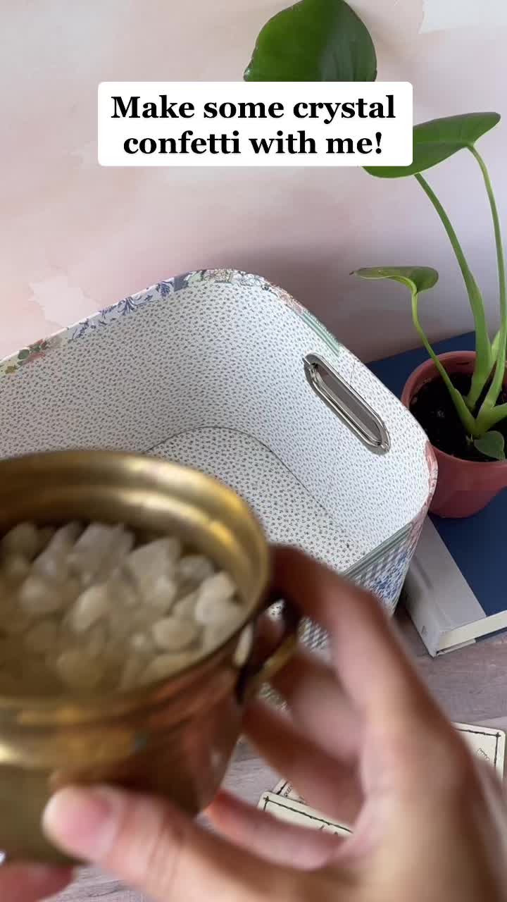 @Witchy Kitty Crystals