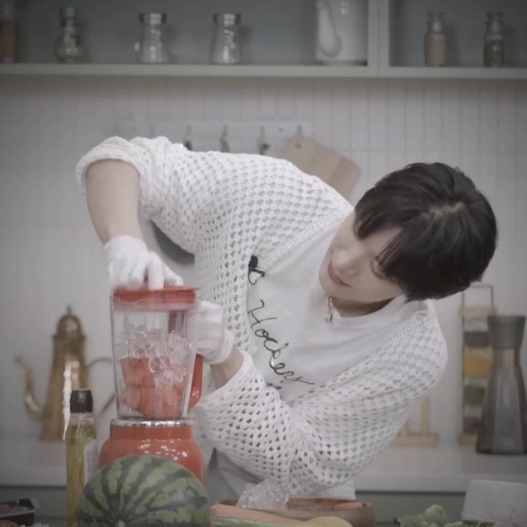 @taeminslittlewaist