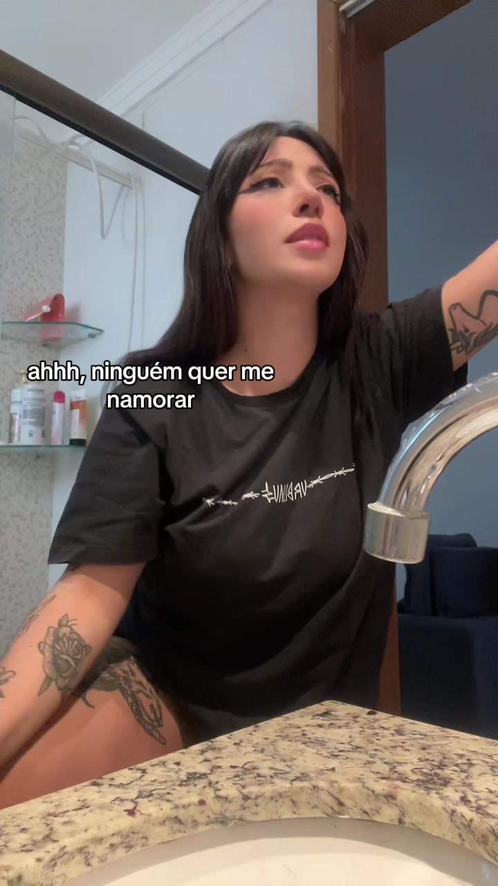 @gabruxona