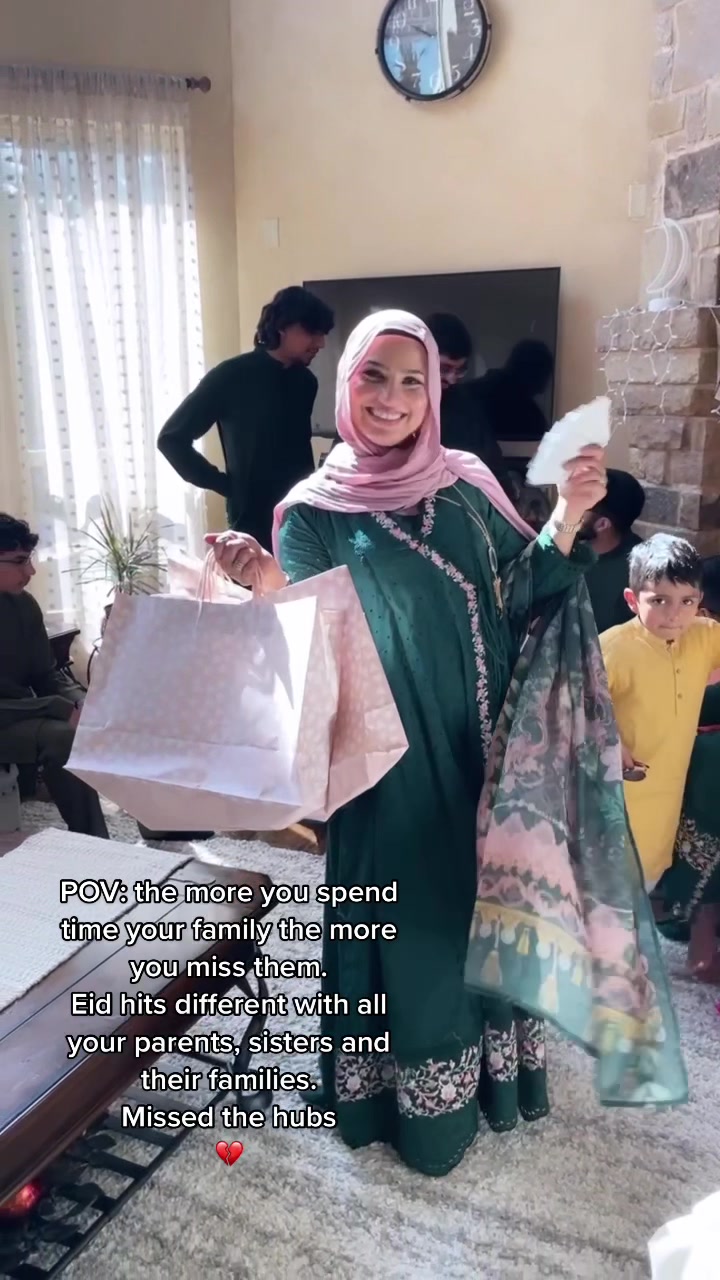 @Farah Feroz
