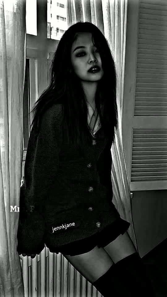 @&mdash; ぎ&bull; 𝐌𝐫𝐬. 𝐏 🖤🚬