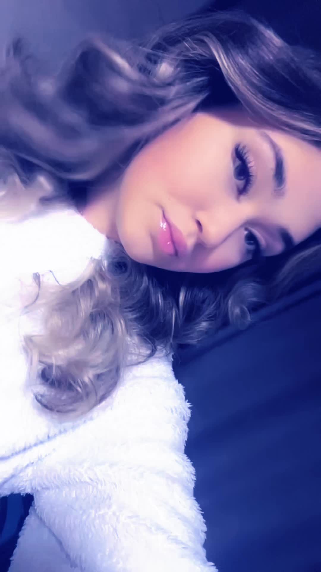 @𝒮𝒾𝓂ℴ𝓃𝒶💫