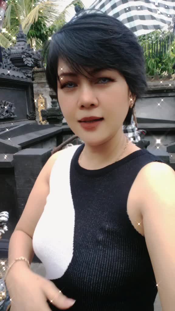 @"CC" Cristin Indah.Lestari....
