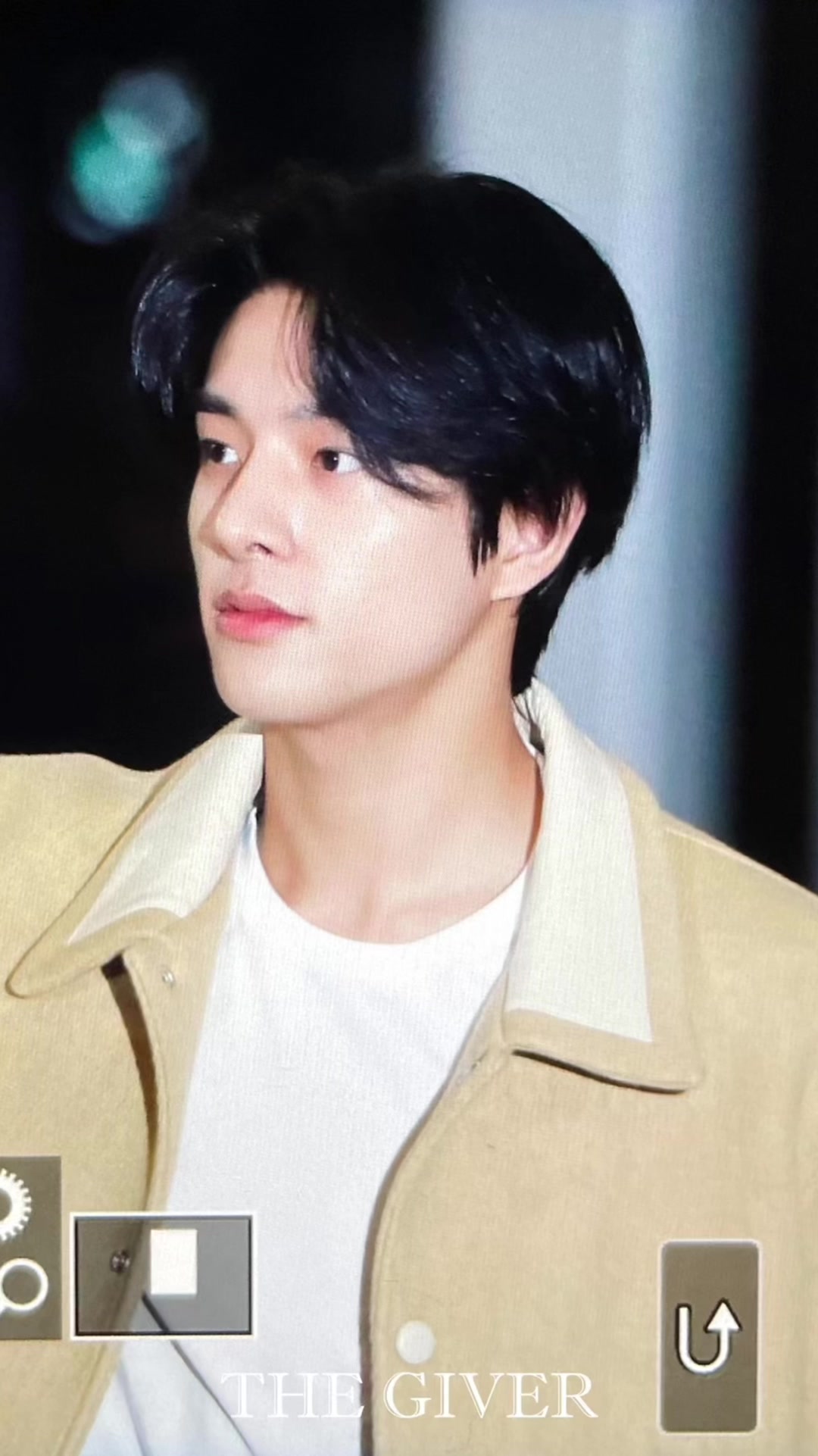 @🪽