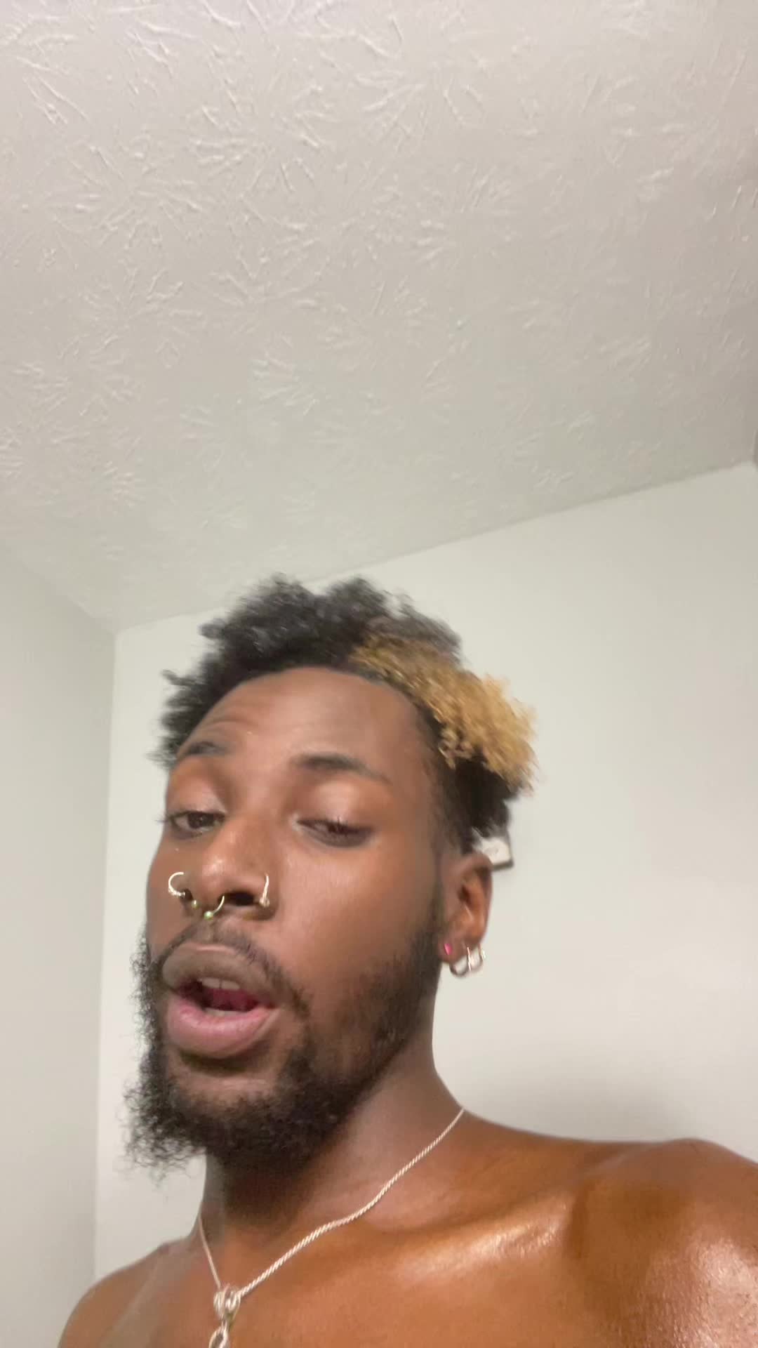 @satch.theeartist
