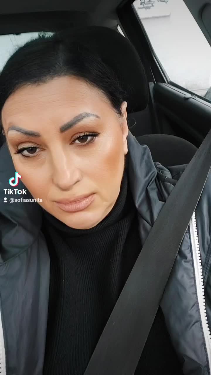 @Elisaaaaa