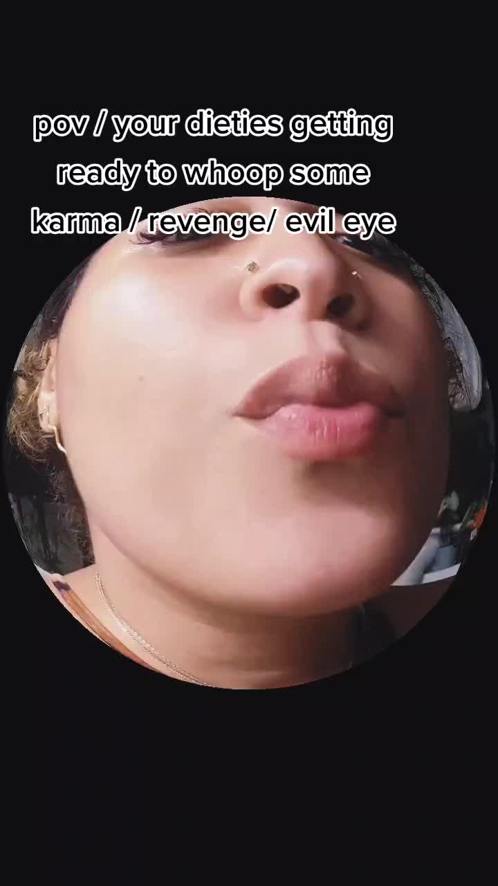 @Ahhzeey🕯️🧿