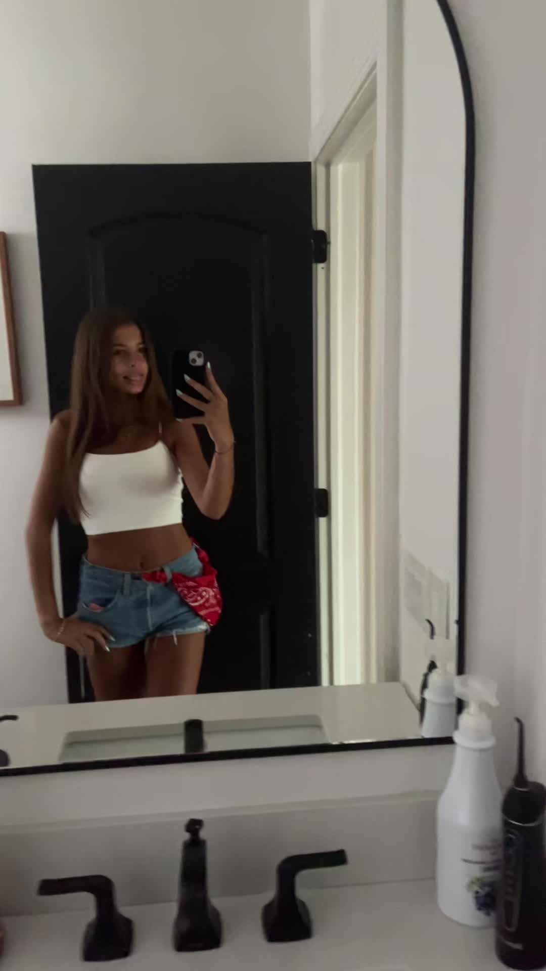 @hana hoxhaj