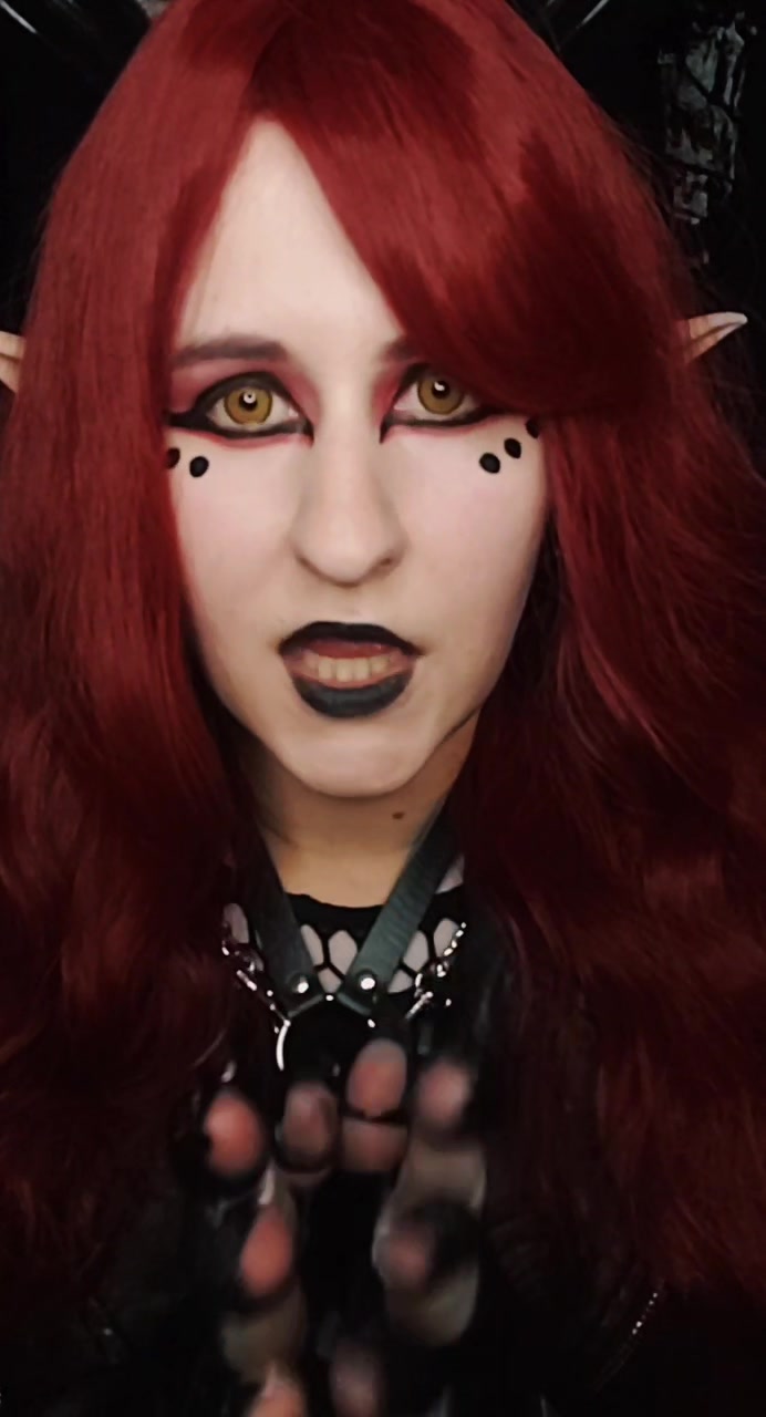@Queen of Crows 🖤