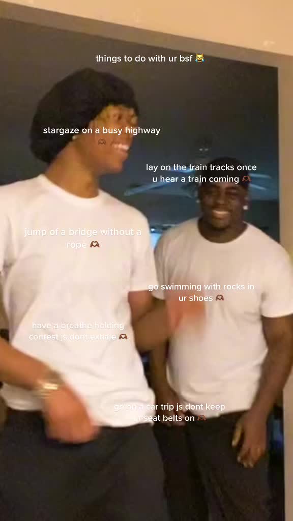 @user 🧎🏾&zwj;♀️