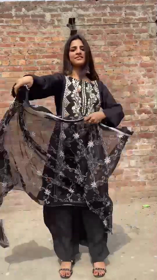 @Javiryaakhtar