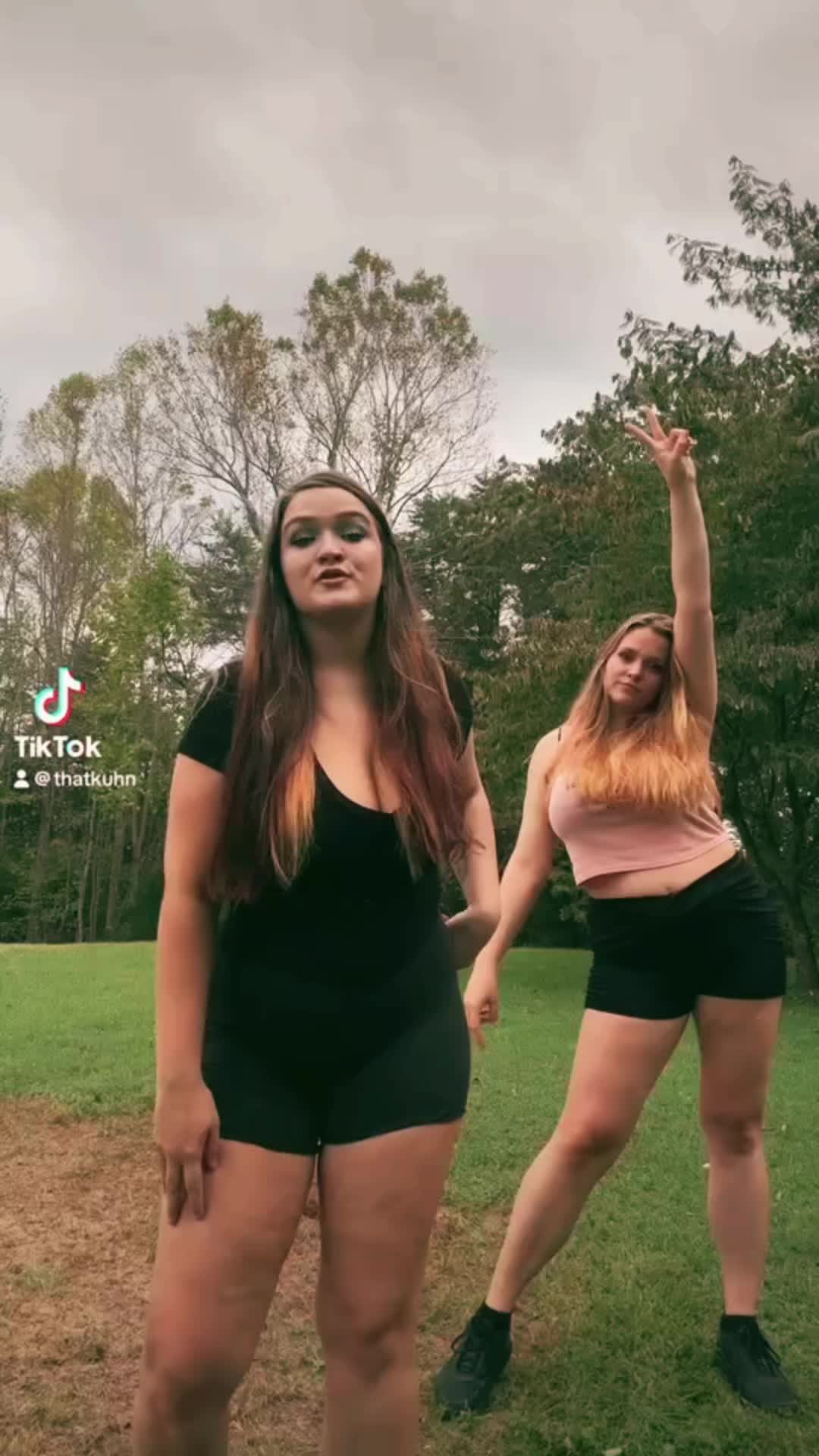 @elisabethperkins01