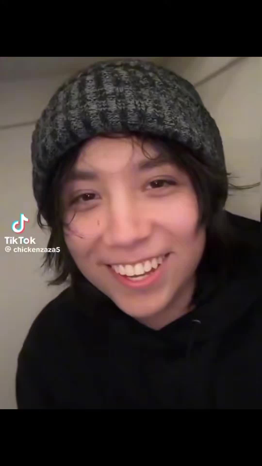 @𝗞𝗮𝘆𝗮 ⋆˚࿔