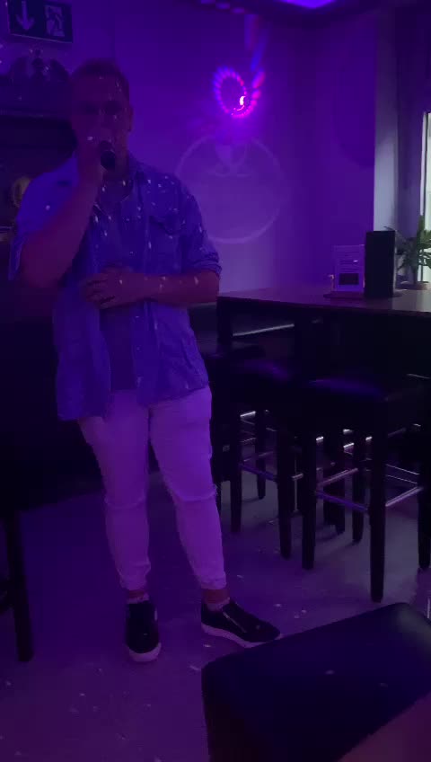 @Official_lukii_22
