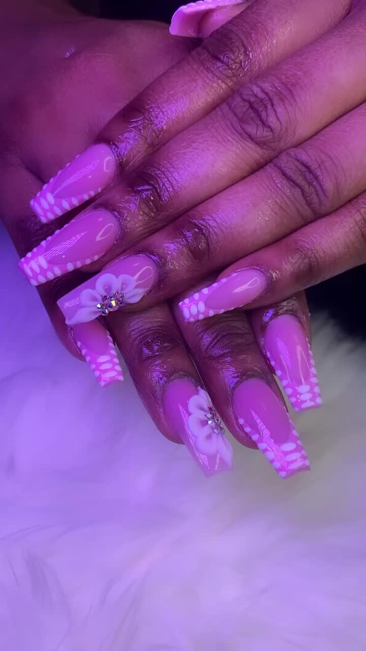 @Dimplesnailsbar