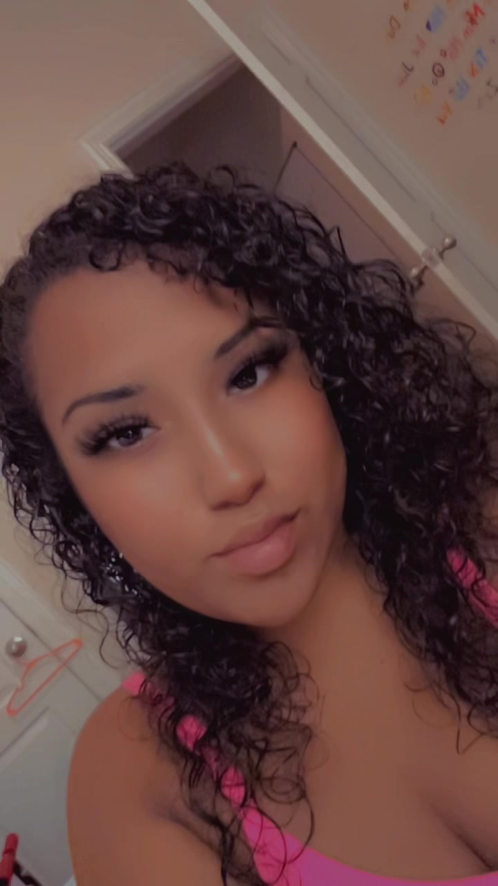 @deja marie 🤘🏽