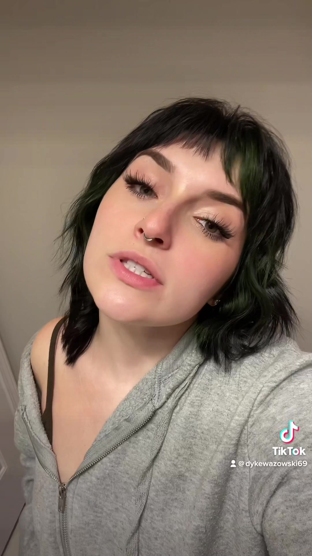 @Isabella