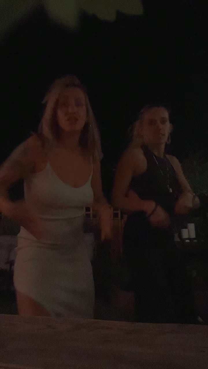 @CarlyNash19