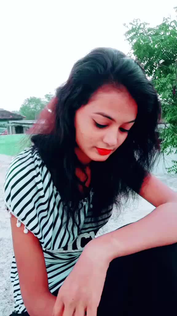 @Pooju queen 👸