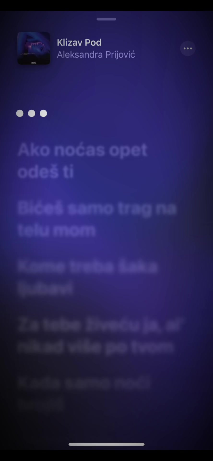 @🎧