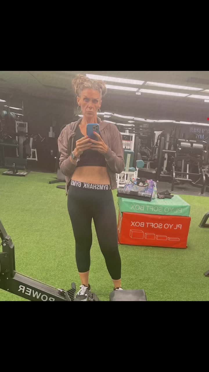 @Muscle_Mommy🌈