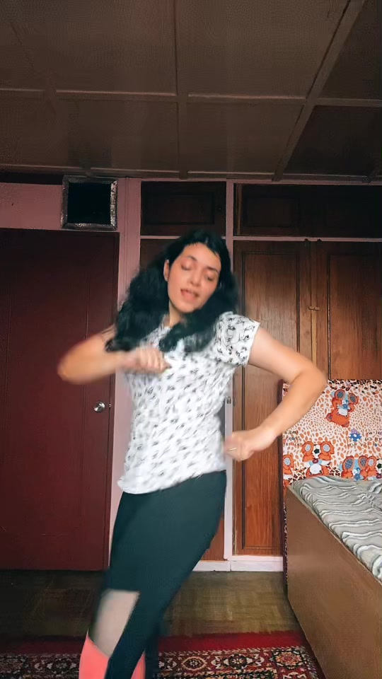 @Vani👀