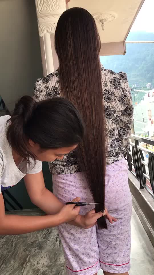 @Anuskamrit 👸&hearts;️🤴🏻🧿