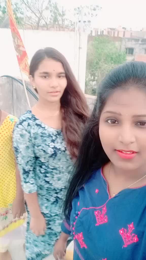 @PRIYA😍 ALWAYS U&hearts;️😘