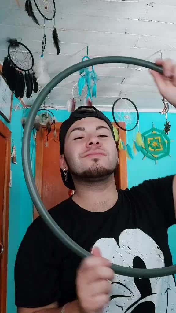 @Giovanny Sebastian 👑