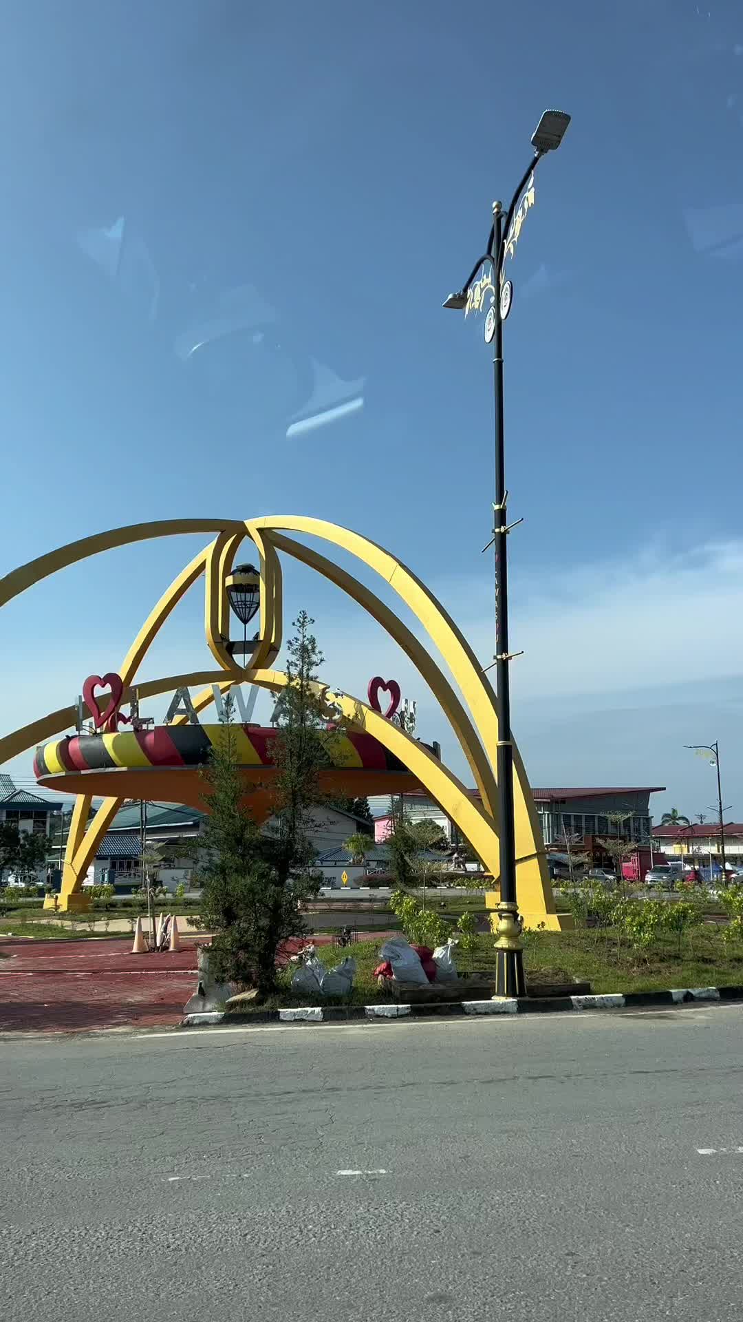 @𝓥𝓲𝓿𝓲𝓪𝓷 𝓢𝓪𝓶𝓮