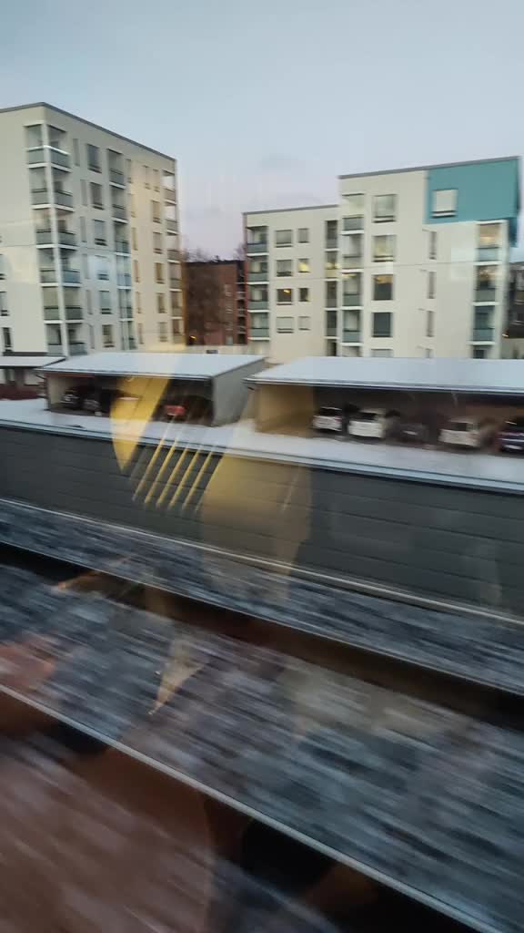 @Hâpp É