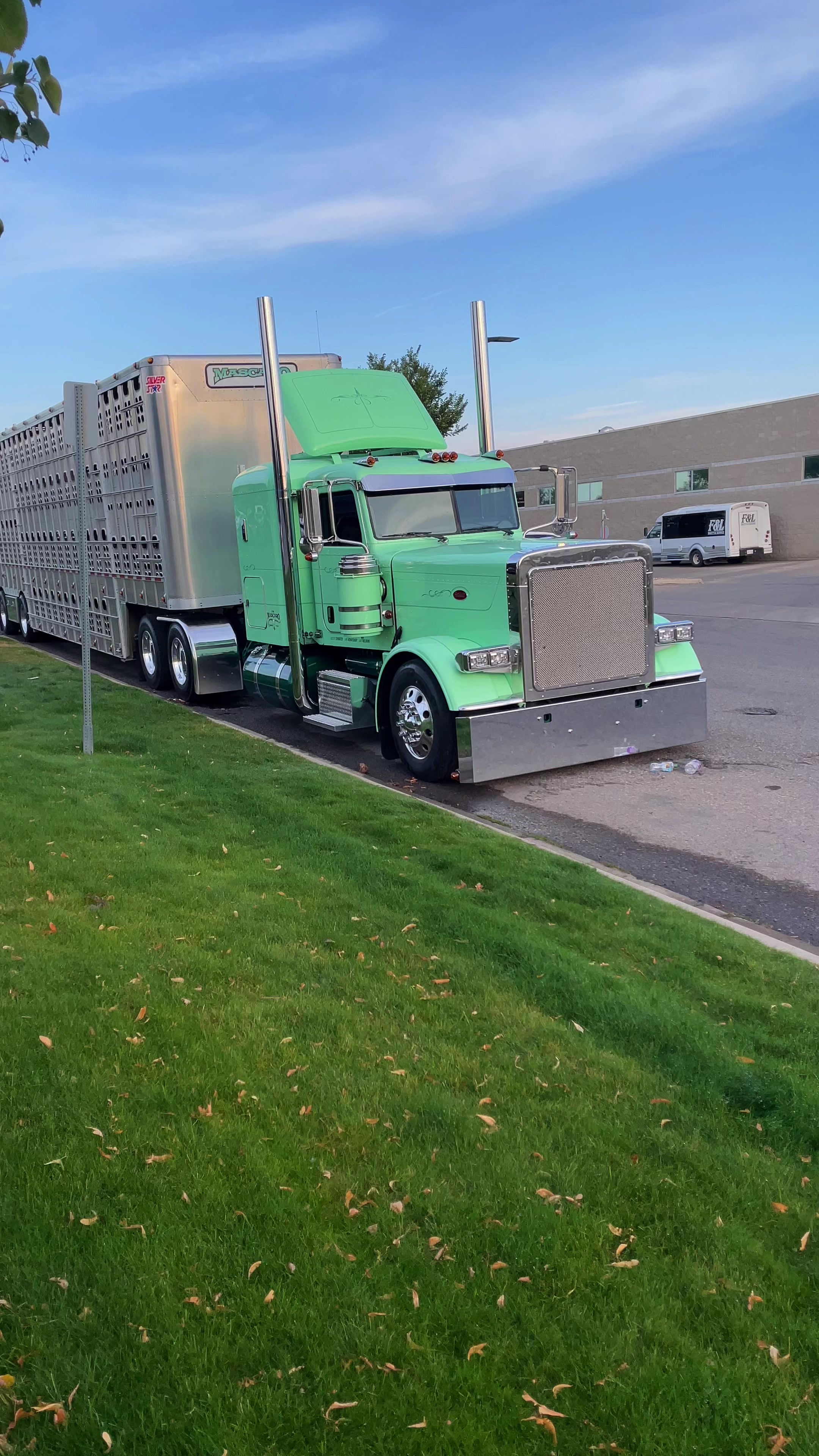 @403_BigRigs