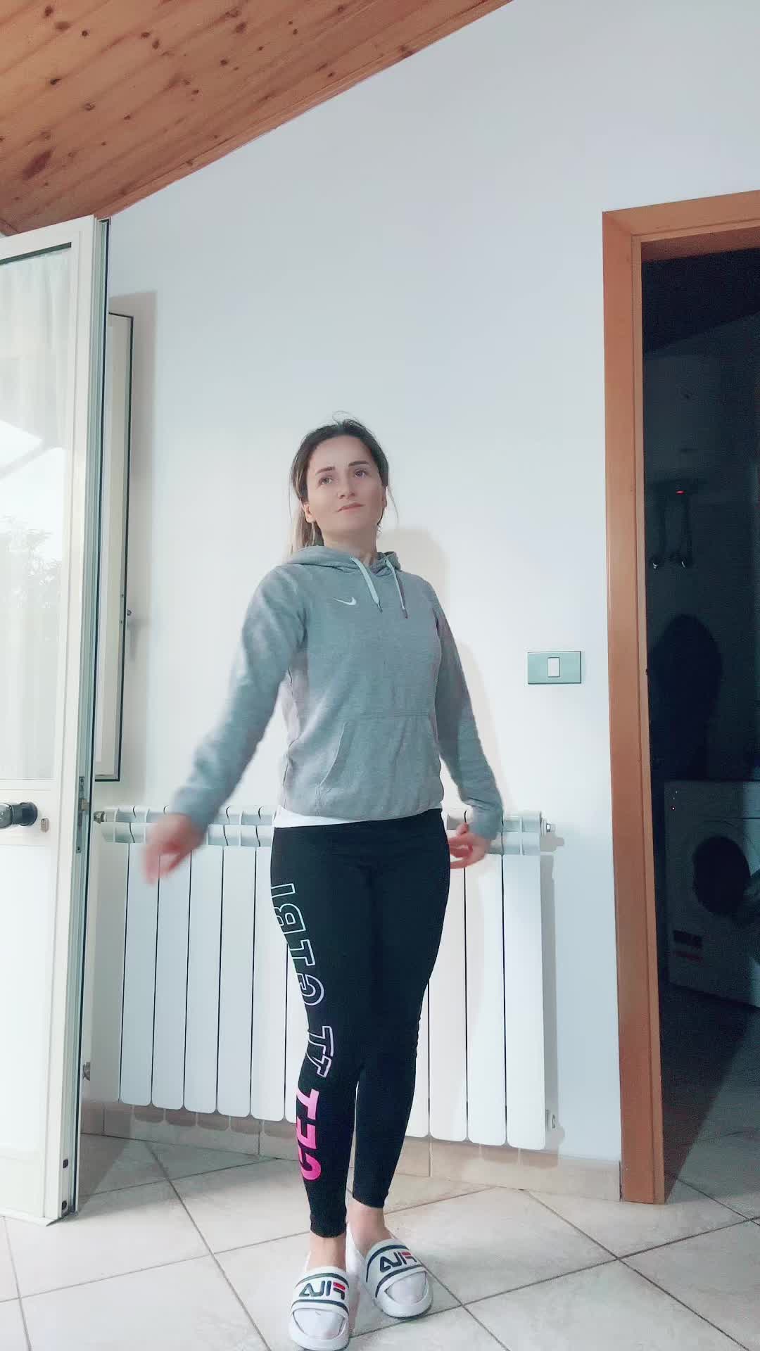 @Elena Ely