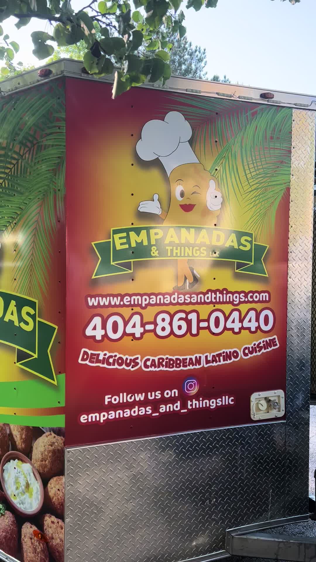 @Empanadas & Things Food Truck